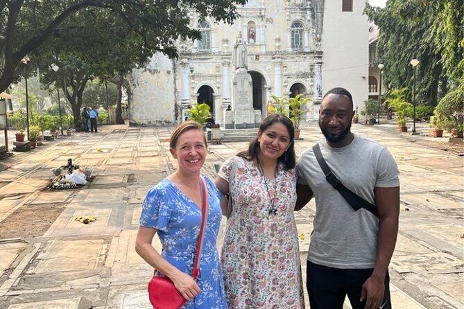 Private Guided Walking Tour in Bandra Queen of Suburbs - Ranwar Village Square: Portuguese-era Catholic village feel inside Mumbai