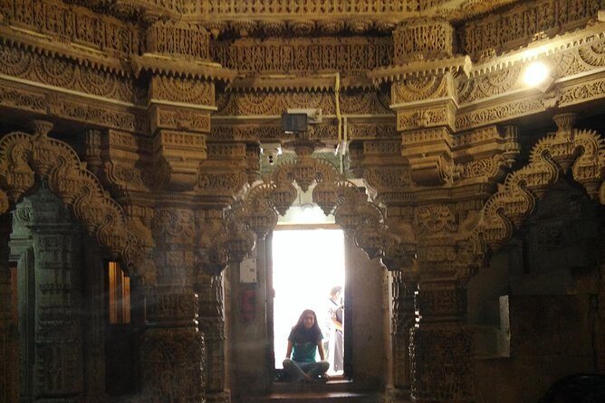 Private Heritage Walking Tour in Jaisalmer Fort and Old Bazaar - How the $10 price adds up (and where you should expect extras)