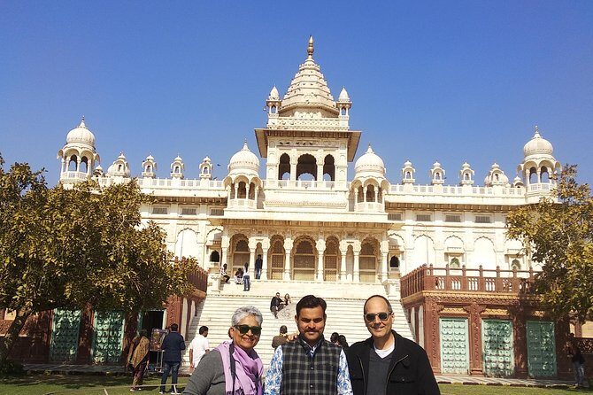 Private Jodhpur Blue City Tour with Hotel Pickup and Drop-off - Toorji Ka Jhalra: a stepwell that sets the tone fast