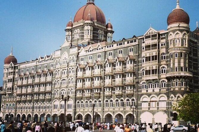 Private Mumbai City Tour with Transport - Dhobi Ghat and the dabbawala tribute: watching Mumbai’s everyday engines