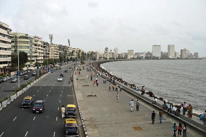 Private Mumbai Sightseeing Tour - Marine Drive, Kamala Nehru Park, and Bombay High Court: Views Between Big Stops