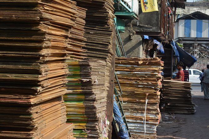Private Slumdog Millionaire Tour in Dharavi with Slum Visit - The 3-hour walking pace: what to wear and how to plan your day