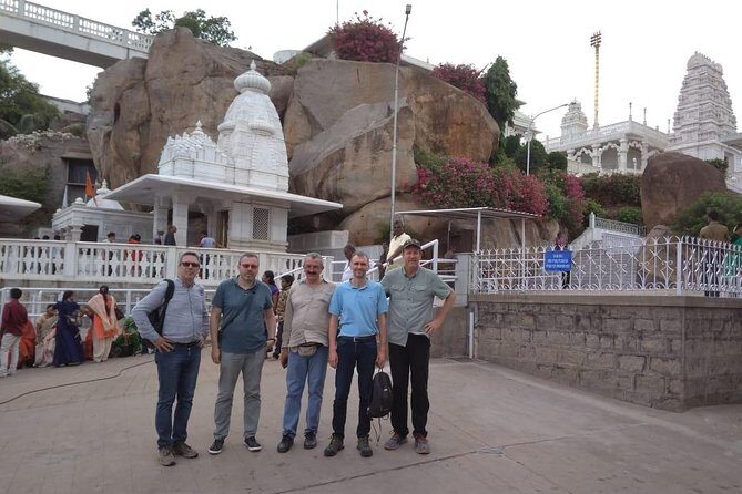 Private tour of Hyderabad with lunch for a cultural immersion - A Smart Day Plan for Hyderabad’s Big Highlights