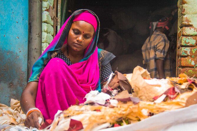 Sanjay Colony Slum Tour - Why no photography matters (and how to handle it)