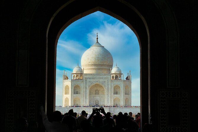 Skip-the-Line Guided Taj Mahal & Agra Fort Tour with Add-ons - Private Transport in Agra: Clean Car, Bottled Water, and Fewer Headaches