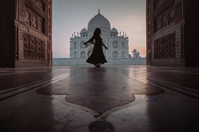Taj Mahal & Agra Private Day Tour from Delhi - All Inclusive - Agra Fort: the Mughal power story behind the walls