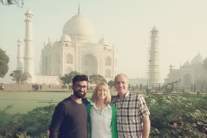 Taj Mahal & Agra Private Day Tour from Delhi - All Inclusive - Food choices: what you can expect and how to pick the right option
