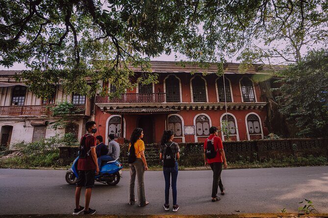 The Cultural And Historical Walking Tour in Margao - A monument tied to a major Indian personality