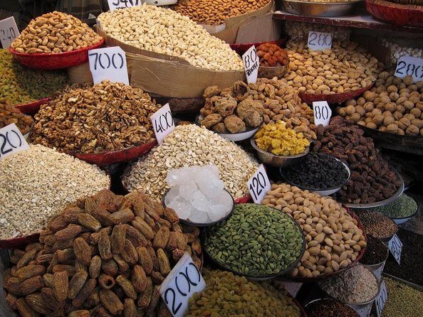 The Great Indian Food Tour: Old Delhi Food and Heritage Walk - Why this Old Delhi food-and-heritage walk feels like a shortcut