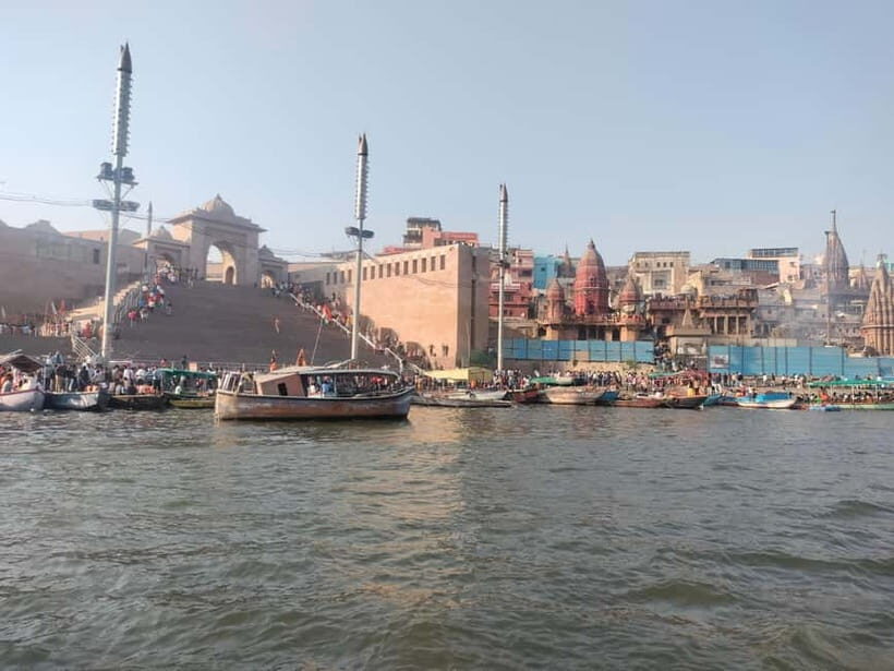 Tourist Guide English & Spanish Varanasi/Benares - Manikarnika and Raja Harishchandra ghats: where the reality is visible