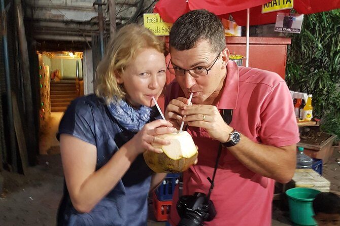 Winner Mumbai Street Food Tour in the World Top 20 by Guardian - Entering Mumbai’s street-food rhythm at 5:00 pm